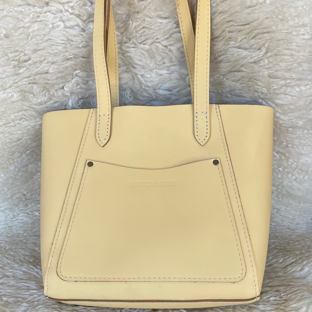 Portland Leather Vanilla Small Juliette